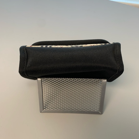 Burberry EUC make-up bag with mirror - Picture 3 of 11